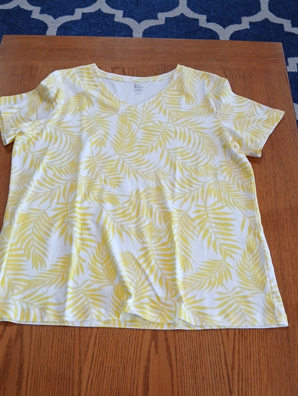 Kim Rogers Yellow Palm-Print Short-Sleeve V-Neck Top